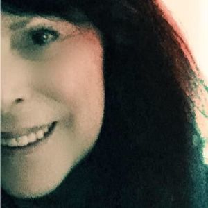 Meet your Posher, Joan